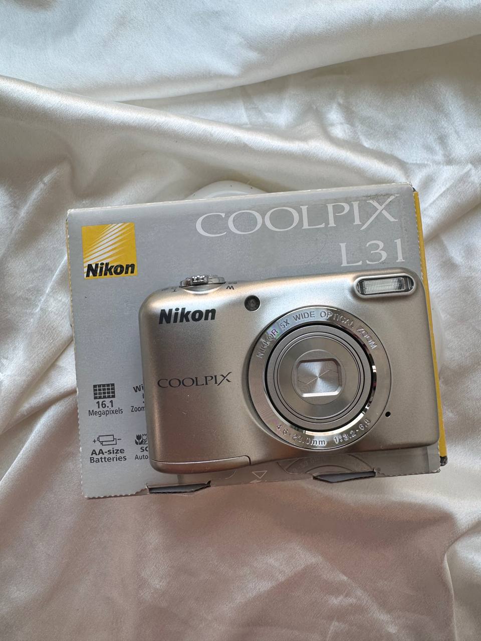 Nikon Coolpix L31 (Silver)