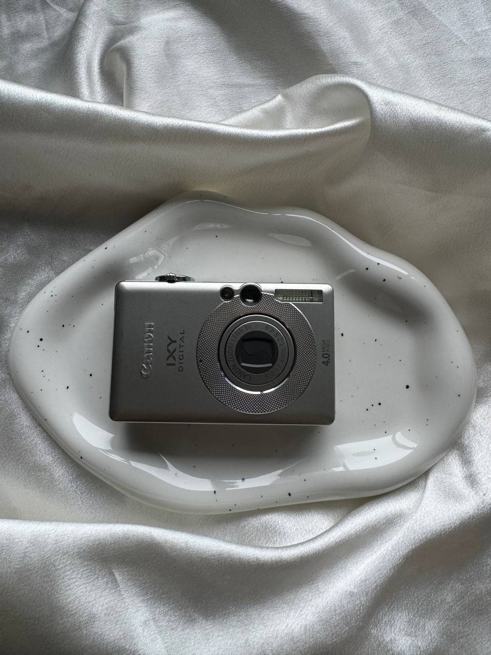 Canon IXY Digital 50 (Silver)