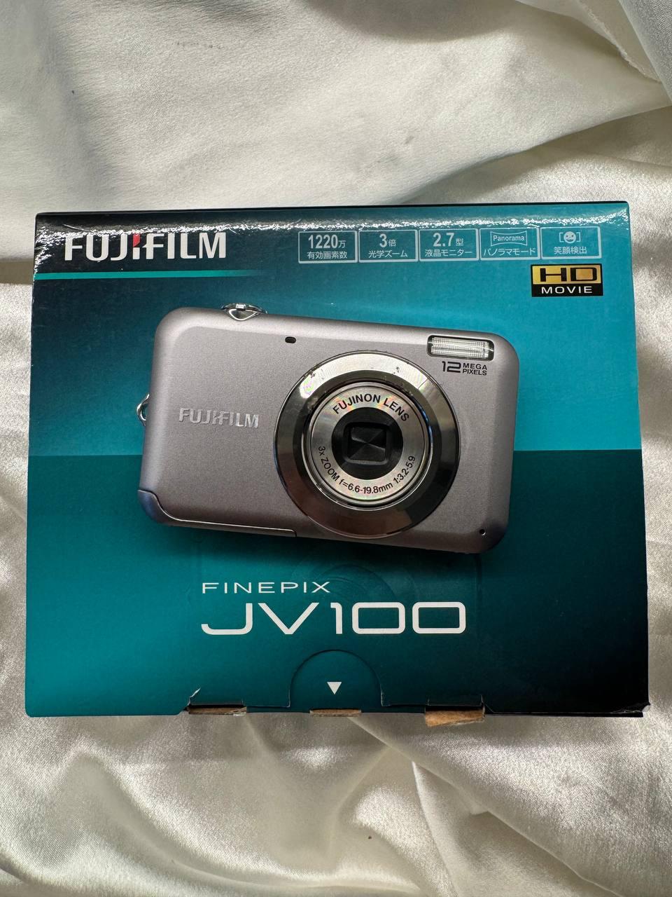 Fujifilm Finepix JV100 (Silver)