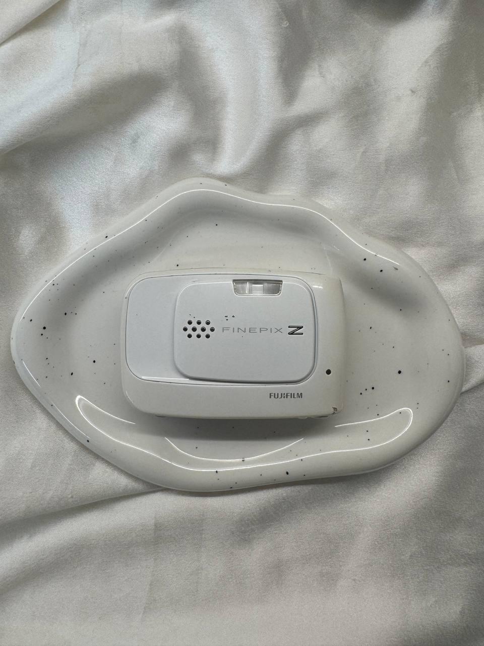 Fujifilm Finepix Z30 (White)
