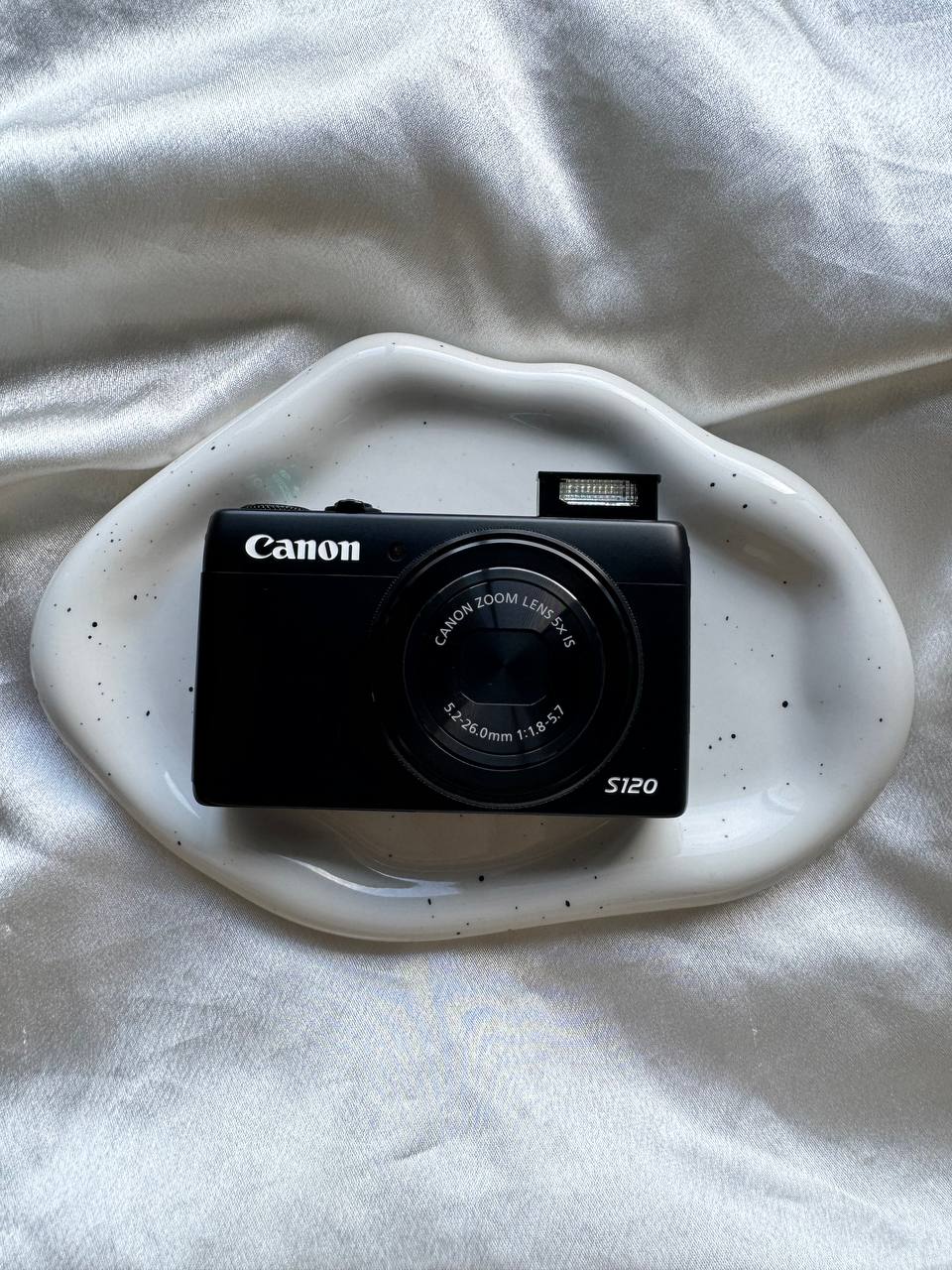Canon PowerShot S120 (Black)