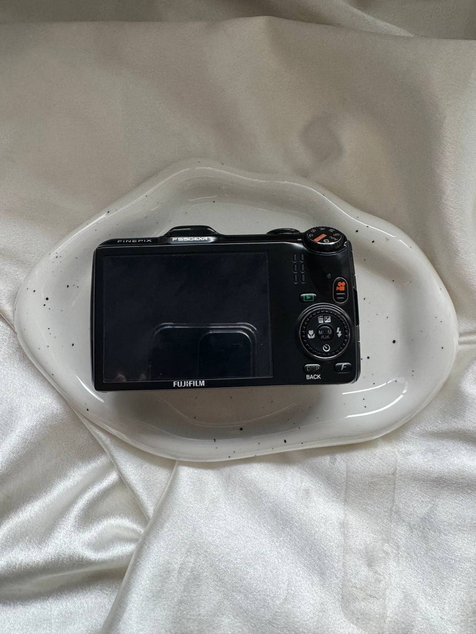 Fujifilm Finepix F550 EXR (Black)