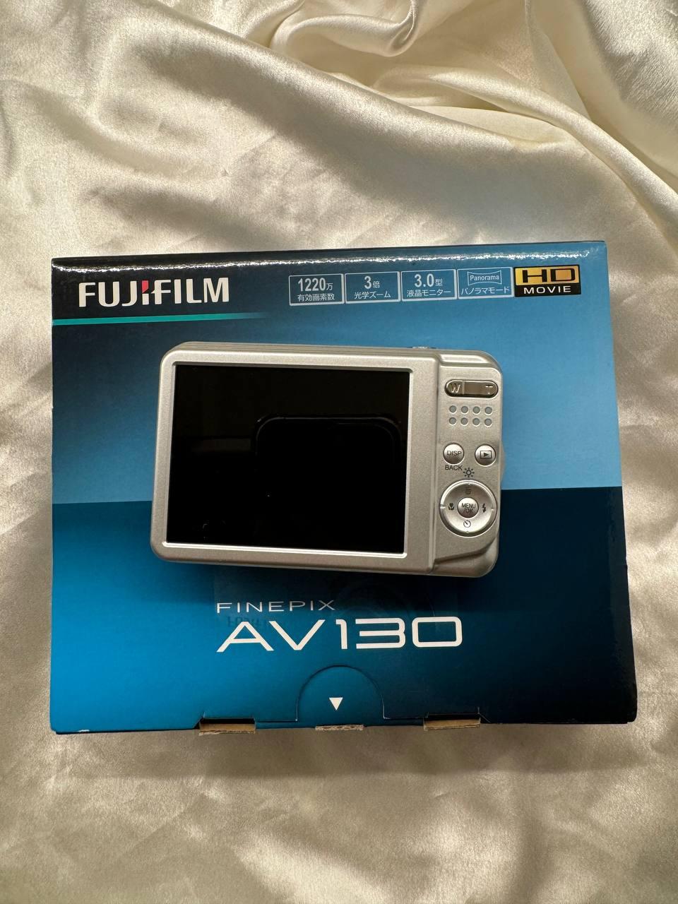Fujifilm Finepix AV130 (Silver)