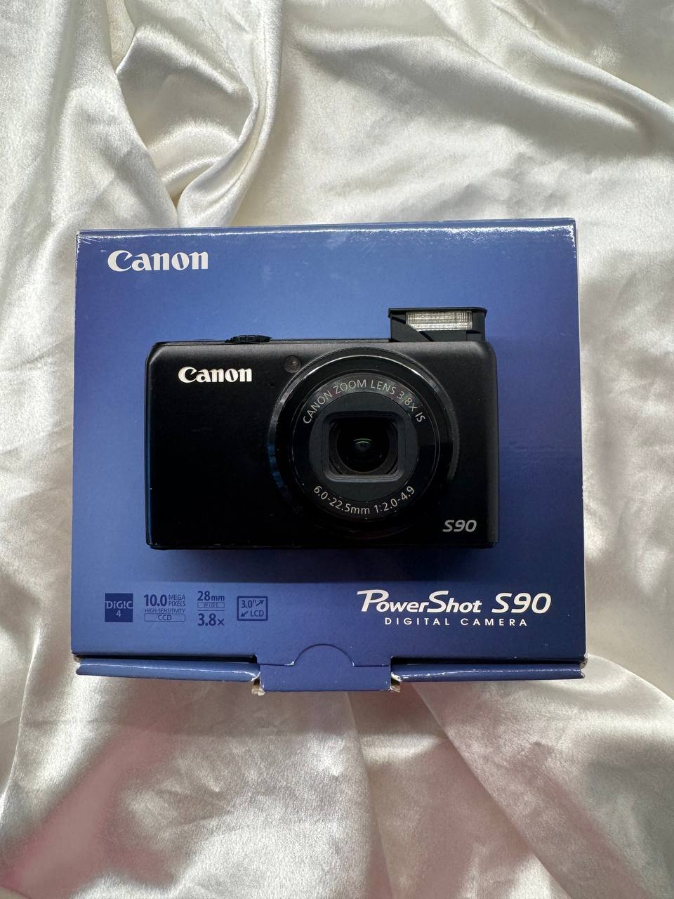 Canon PowerShot S90 (Black)