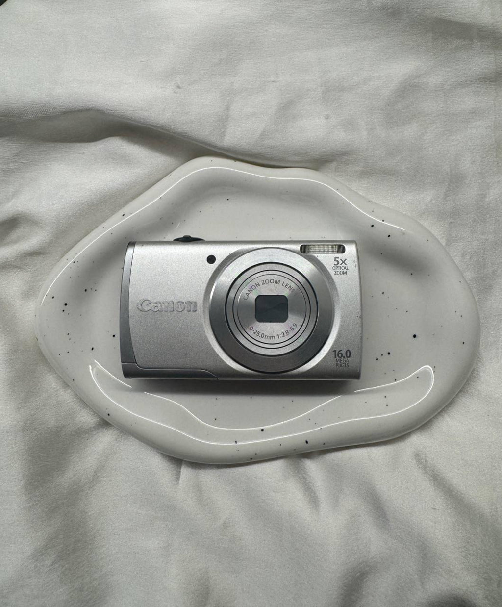 Canon PowerShot A2600 (Silver)