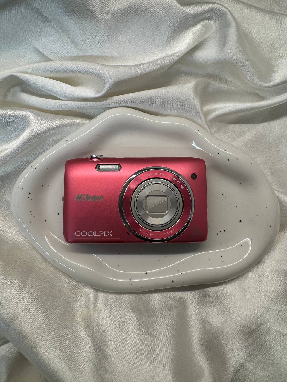 Nikon Coolpix S3500 (Pink)