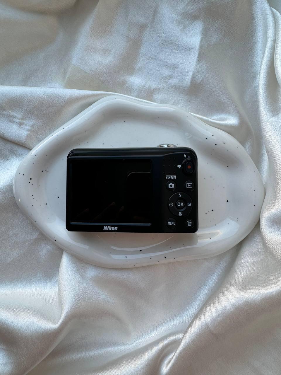 Nikon Coolpix A10 (Silver)