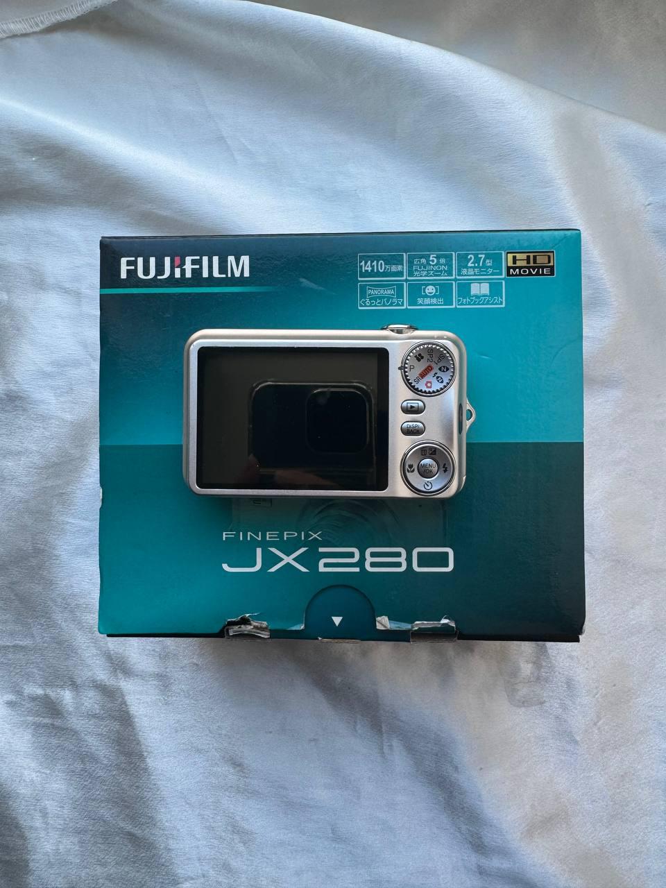 Fujifilm Finepix JX280 (Silver)